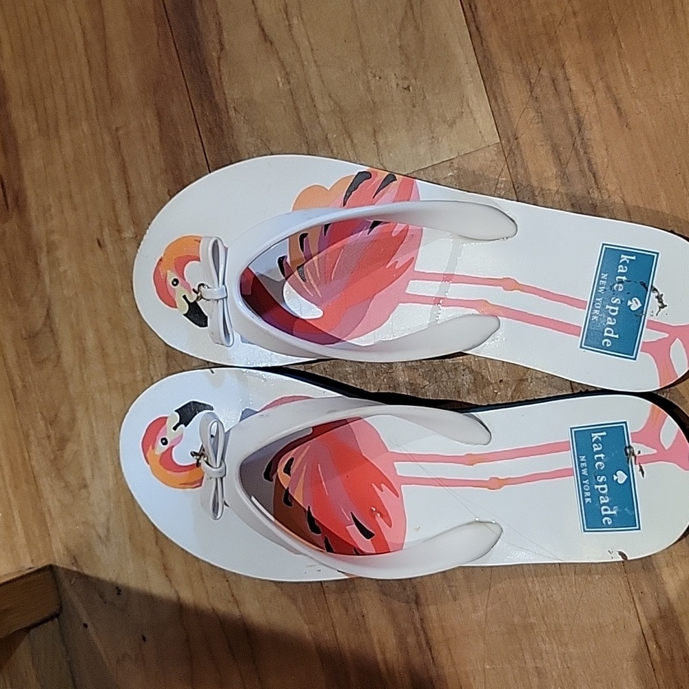 Women's flip flops